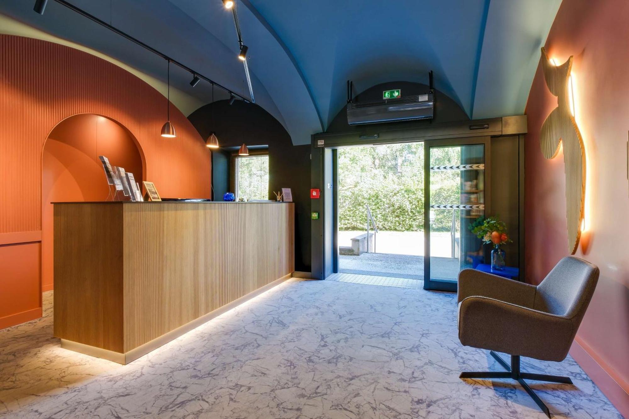 Sure Hotel By Best Western Annecy Cran-Gevrier Exterior photo